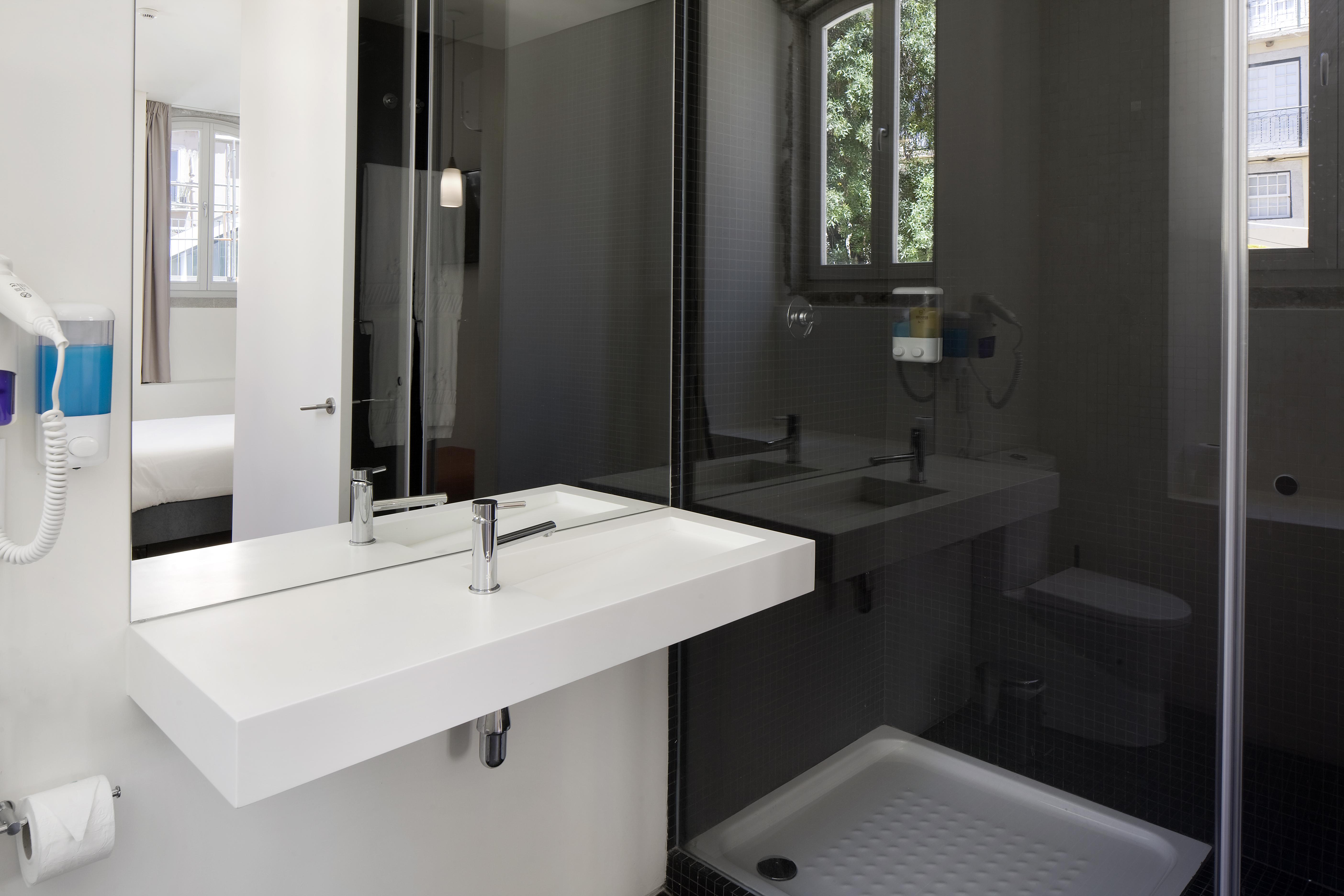 Ascensor Da Bica - Lisbon Serviced Apartments Eksteriør bilde